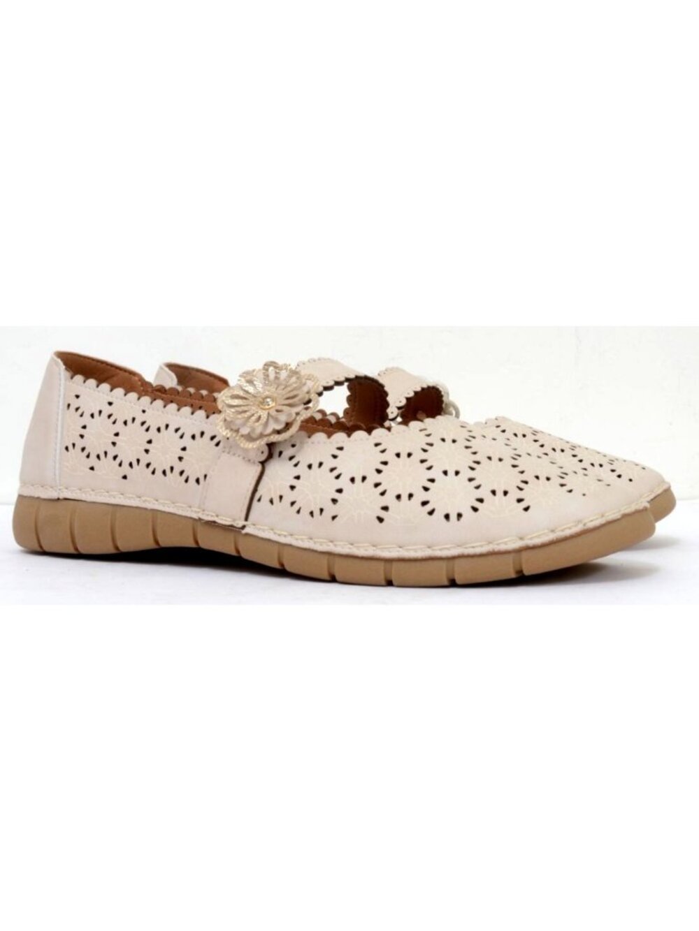 NEW GC Shoes Women's 11 WIDE Flower Rosette Perforated Scalloped Mary Jane Flat